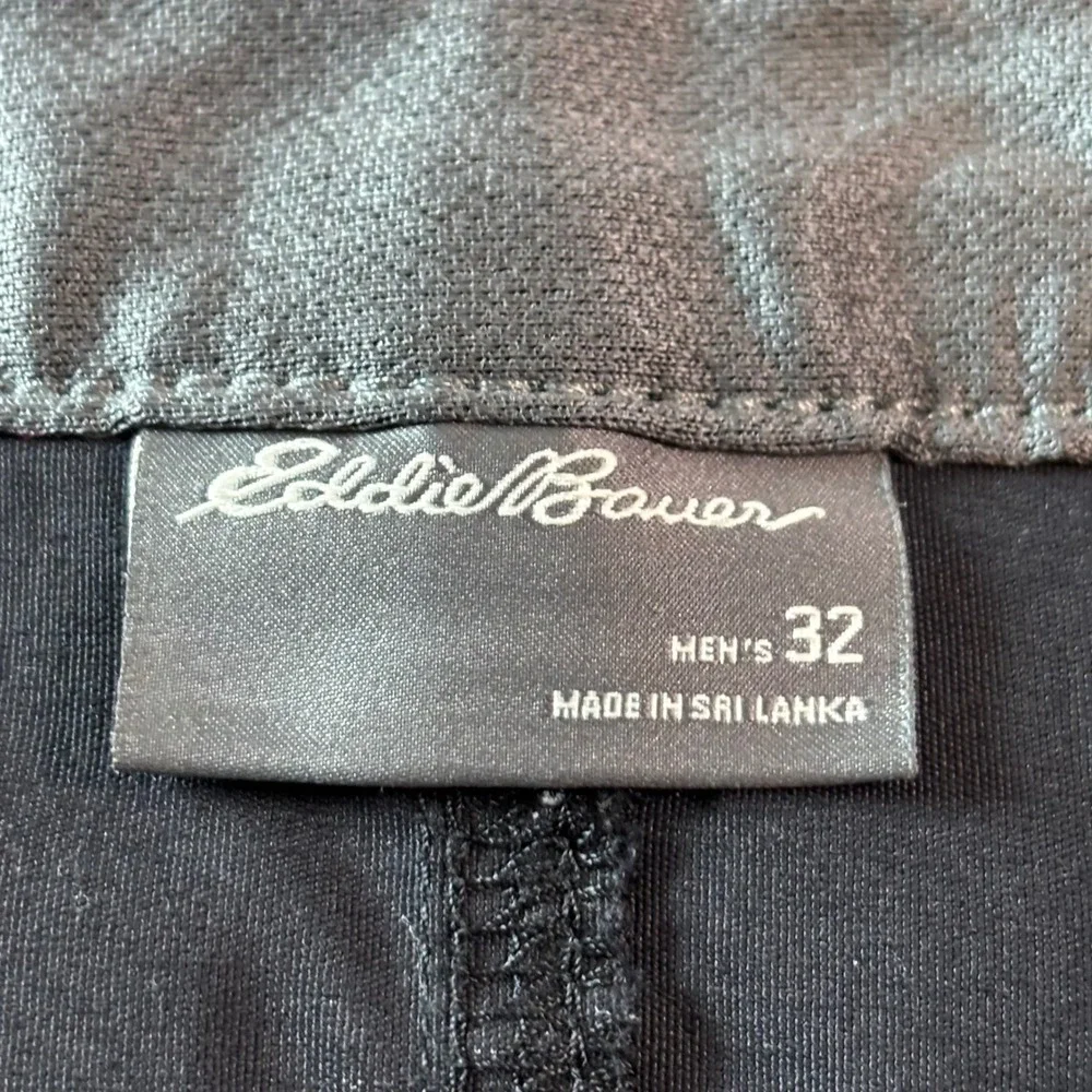 Eddie Bauer Mens Horizon Guide Shorts Black Size 32 Hiking Cargo Technical